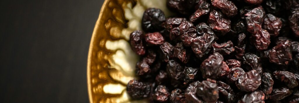 Raisin water benefits