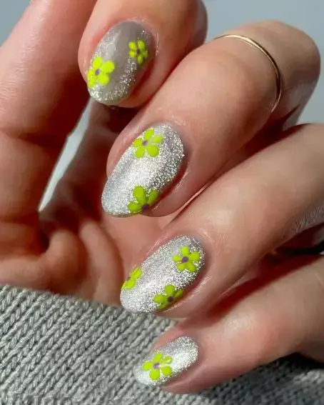 Glittering Neon Nail Art