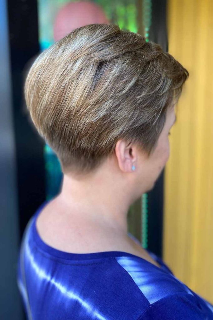 Stacked and Highlighted Pixie Bob