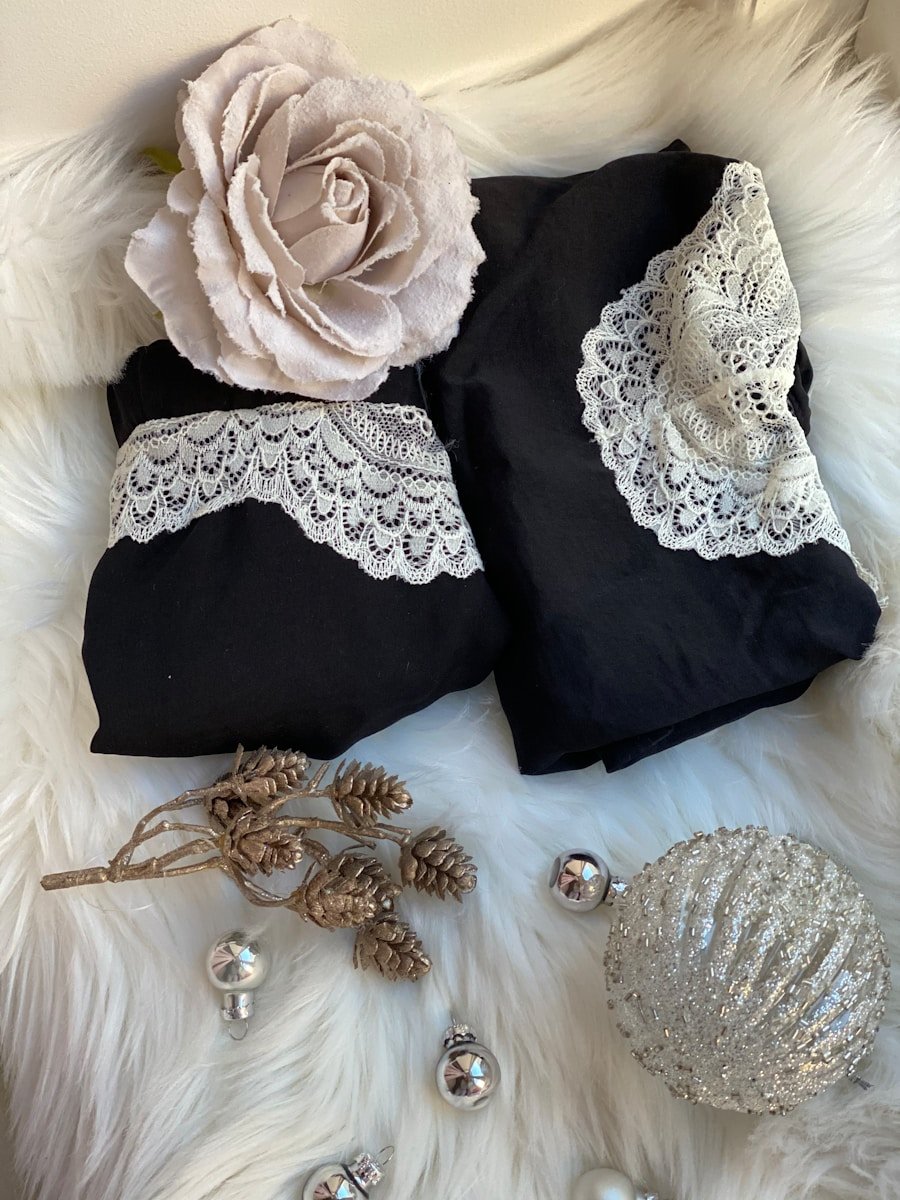 Christmas bauble and blanket